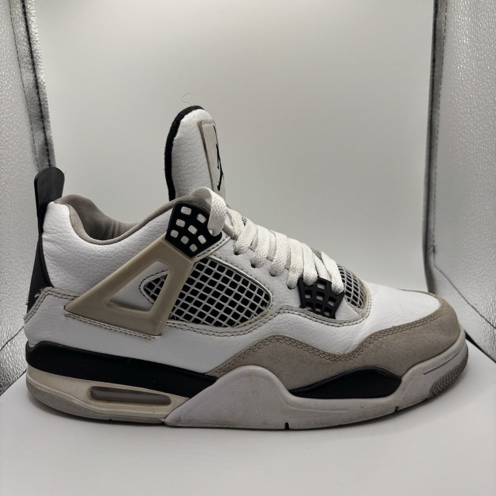 Nike Air Jordan 4 Military Black 2022 White Grey Size 7 Men / 8.5 Women Clean